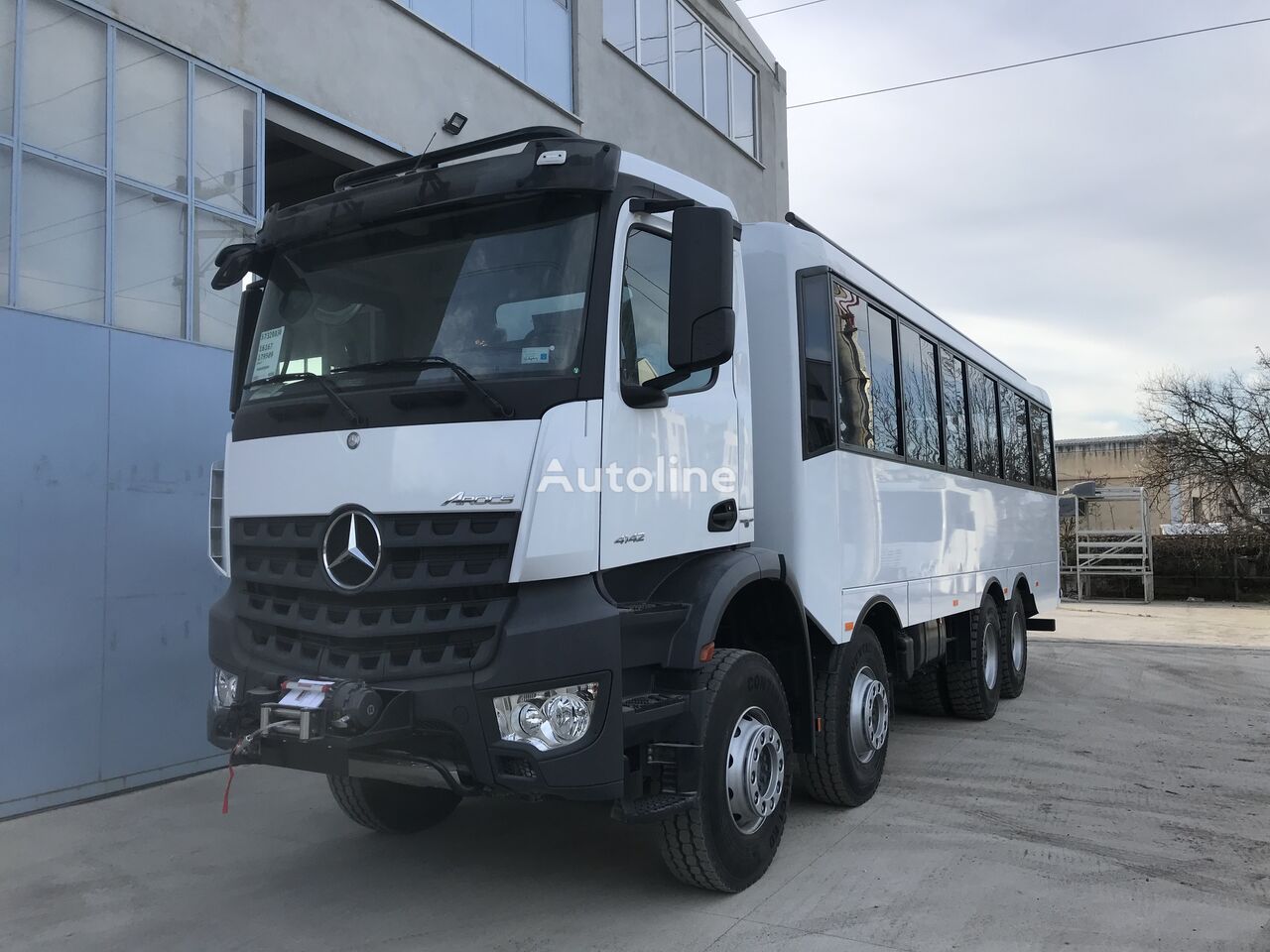 오프로드 버스 Mercedes-Benz 2021